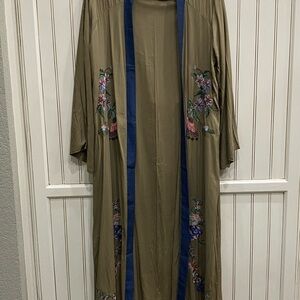 Floral Embroidered Kimono with Blue Trim